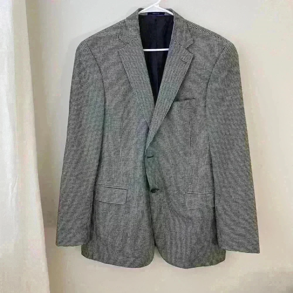100% cashmere LORO PIANA black and white houndstooth SIZE 43R two button blazer